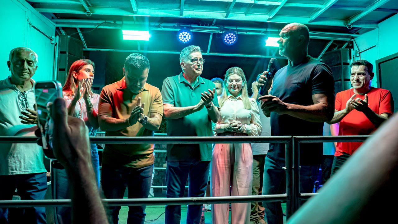 Noite de festa marca inauguração da nova Praça do Santiago em Arraial d’Ajuda 5