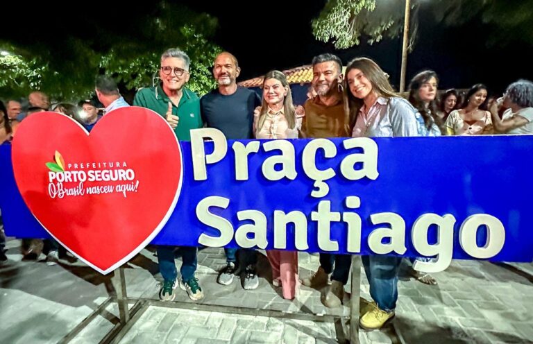 Noite de festa marca inauguração da nova Praça do Santiago em Arraial d’Ajuda Noite de festa marca inauguração da nova Praça do Santiago em Arraial d’Ajuda 120