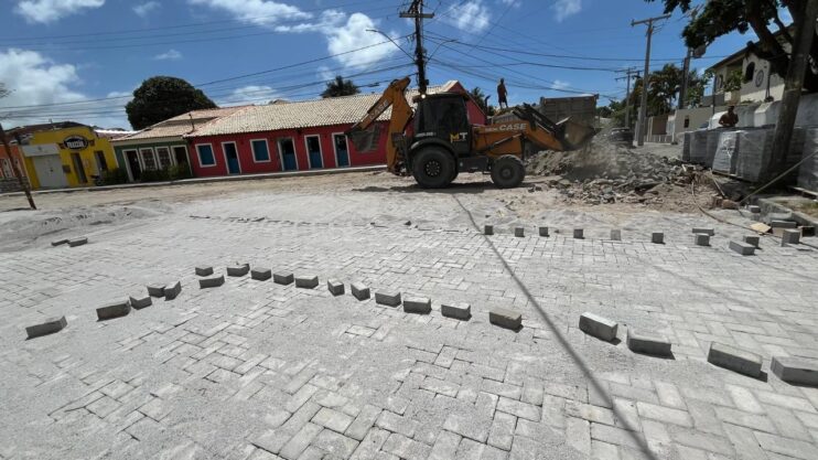 Obras de revitalização do Centro de Porto Seguro seguem contemplando novas ruas Obras de revitalização do Centro de Porto Seguro seguem contemplando novas ruas 4