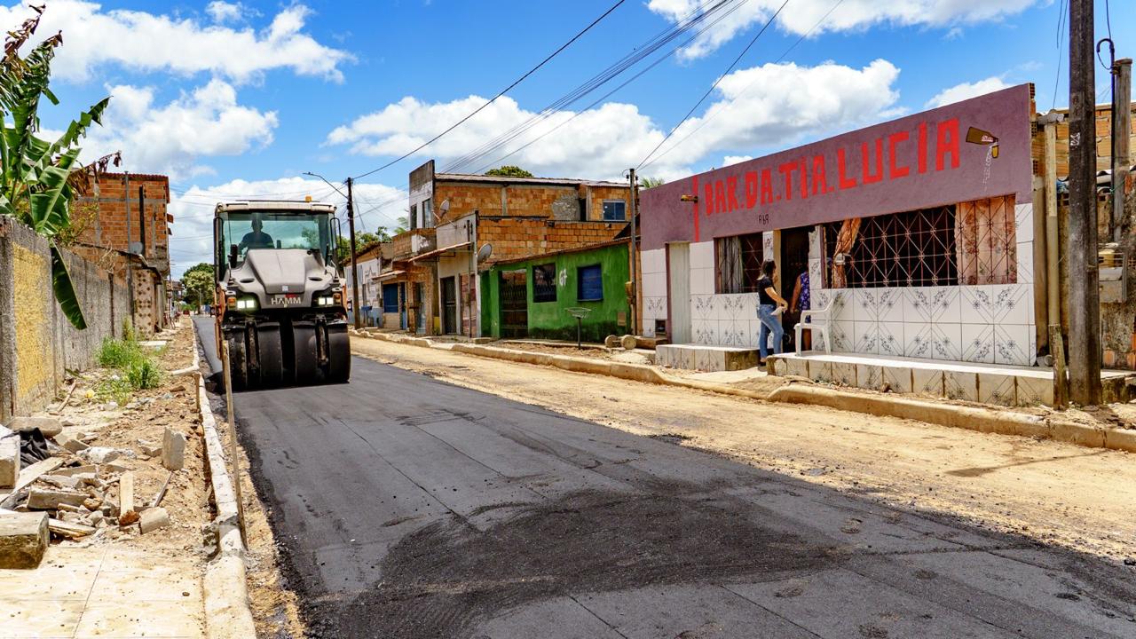 Prefeitura de Porto Seguro acelera obras de pavimentação asfáltica em Vera Cruz 7