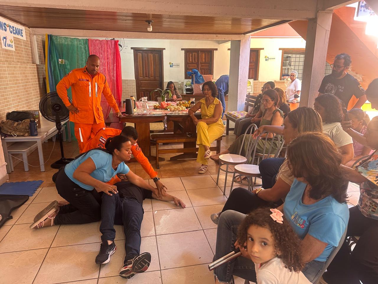 Equipe do Ceame é preparada para situações de emergência 7