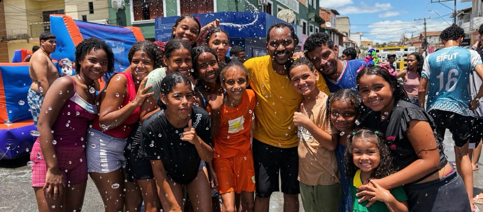 Itagimirim celebra o Dia das Crianças com muita diversão e alegria na praça principal da cidade 8