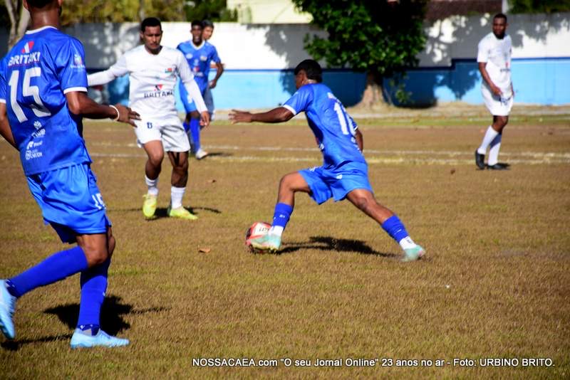 Eunápolis mantém liderança com 7 pontos após empate com Itagimirim 7
