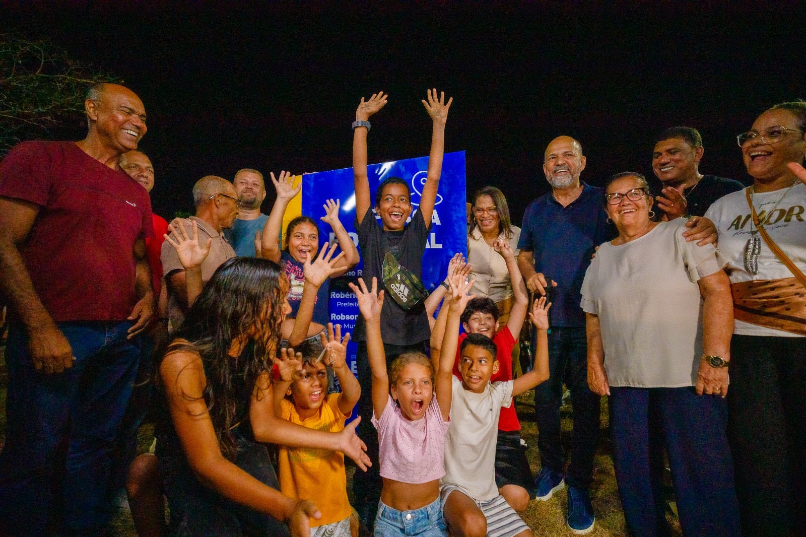 Prefeito Robério Oliveira inaugura Avenida Portugal e amplia espaços de lazer no Dinah Borges 7