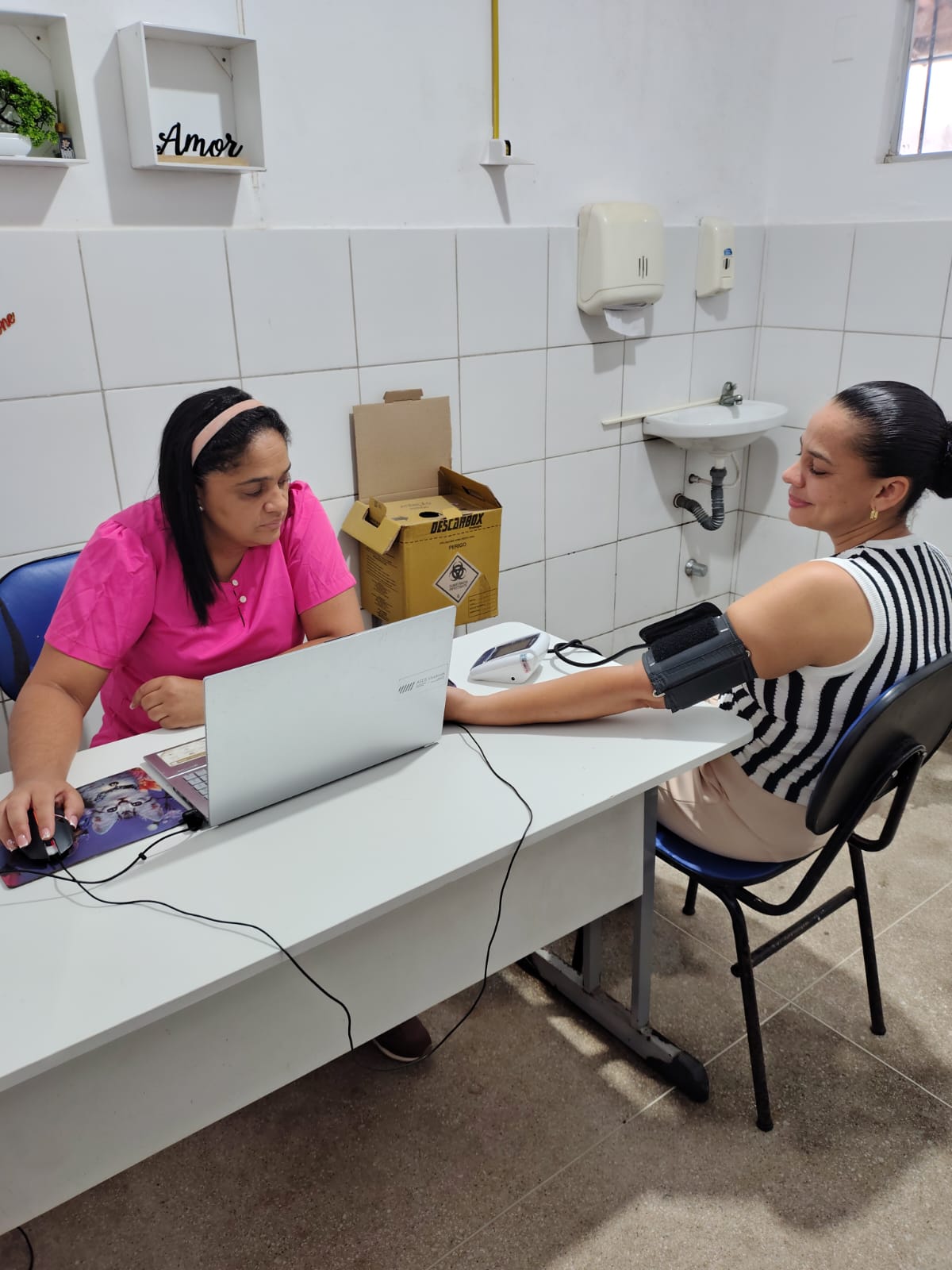 Prefeitura de Eunápolis realizou, sábado (24) Dia D do Outubro Rosa com exames e palestras nas UBS 6